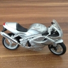 Modell Motorrad Triumph 995i Daytona