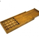 antiker Furnituren Kasten