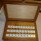 Älterer,gebrauchte  Holzbox für feinste Bohrer...11,2X7X2,8cm