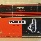 2 Stück historische Batterien : 1 x 1,5 Volt _ 1 x 90 Volt