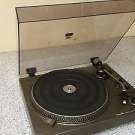 Hitachi Plattenspieler HT-355