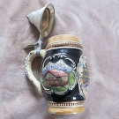 Sammlerkrug Reliefkrug mit Zinndeckel DGBM