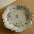 Reichenbacher Porzellan großer Teller VEB Blumenmuster Kuchenplatte