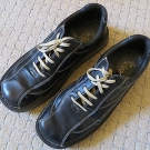 Herren Schuh Halbschuh von Rieker Gr.45 in schwarz mit weißen Nähten