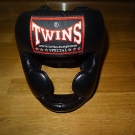 Twins Kopfschutz Kinn- und Jochbeinschutz, Kickboxen, Muay Thai, Boxen Gr. L