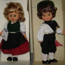 Puppe, 2 Egerländer Trachtenpuppen