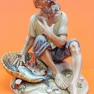 Thüringer – Figur Fischer wohl Volkstedter Porzellan 