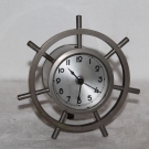 alter Wecker - defekt - Steuerrad - maritim