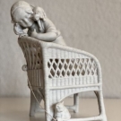 Scheibe Alsbach Bisquit Mädchen Katze Cat Porzellan Figur Stuhl (Top Zustand)