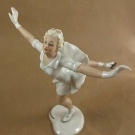 Antik Porzellan Figur  Eiskunstläuferin Tänzerin 19 cm Schaubach