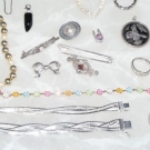 KONVOLUT  32 Teile  SCHMUCK  800- 925 SILBER div. Ringe, Anhänger, Broschen.....