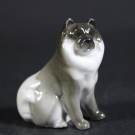 Sitzender Hund Porzellan Figur Metzler & Ortloff 1920er Jahre (F943)