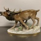 Signierte Figur aus Porzellan Elch 17x28x7cm