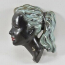 a48k71- Cortendorf Keramik Wandbild, Frauenkopf